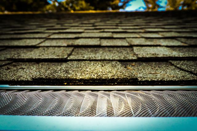 How The Valor Gutter Guard System Works To Prevent Gutter Clogs