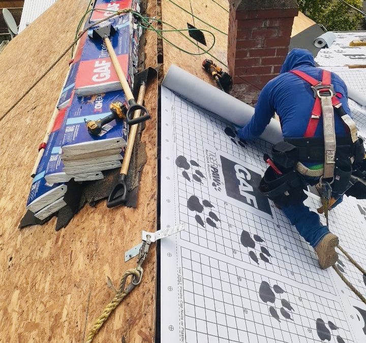 5 Distinct Benefits Of Hiring A Local Auburn Roofing Contractor